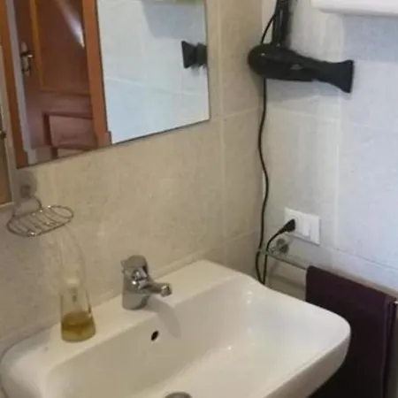 Metro Jonio Double With Bathroom Privat bolig Rom